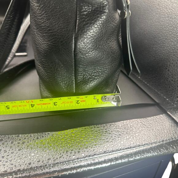 Fossil Black Pebbled Leather Satchel Crossbody Bag Silver Hardware Key Charm - Picture 8 of 14